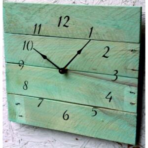 Moderní hodiny z dřeva pohádková modrá