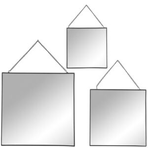 Sada tří čtvercových zrcadel různých velikostí určených pro zavěšení na zeď