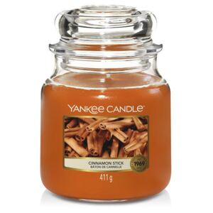 Yankee Candle - vonná svíčka Cinnamon Stick (Skořicová tyčinka) 411g (Vonné tajemství dovezených svazečků skořice s hřebíčkem.)