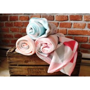 Home collection Fleece deka s barevnými trojúhelníky 130x160 cm - Růžová