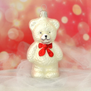 Slezská tvorba Skleněná figurka | medvěd s červenou mašlí | bílý mat Balení obsahuje: 6 kusů