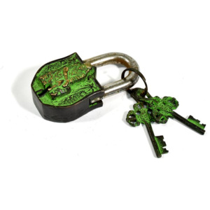 Visací zámek, Sai Baba, zelená patina mosaz, dva klíče ve tvaru dorje, 9cm