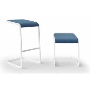 Barová židle C-stool