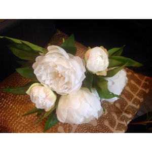 Umělá květina - Pivoňka kytice bílá