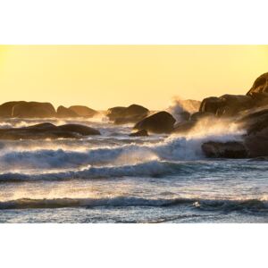 Umělecká fotografie Powerful Ocean Wave at Sunset, Philippe Hugonnard