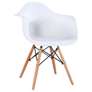 Jídelní plastová židle v bílé barvě na dřevěné konstrukci KN1083