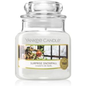 Yankee Candle Surprise Snowfall vonná svíčka 104 g