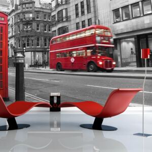 Bimago Fototapeta - Red bus and phone box in London 200x154 cm