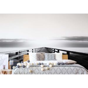 GLIX Fototapeta - Ocean Pier Black And White Vliesová tapeta - 254x184 cm