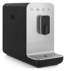 SMEG Automatický kávovar na espresso 19 barů / 1,4l černý BCC01BLMEU
