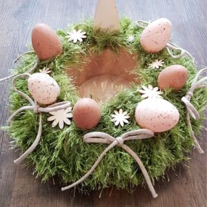 Velikonoční ošatka na vajíčka (vlněný věnec)