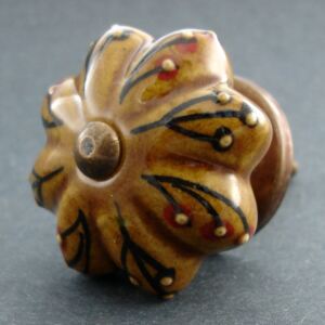 Keramická úchytka- Hnědý květ se vzorem Barva kovu: zlatá
