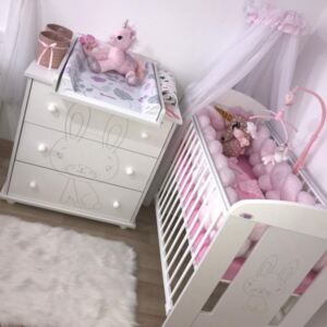 AKCE 2-dílná sada dětského nábytku New Baby Králíček bílá s stahovací bočnicí