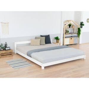 Benlemi Dvoulůžková dřevěná postel Comfy ve scandi stylu Barva hranolů: Bílá, Barva ploch: Bílá, Roměr: 160x200 cm
