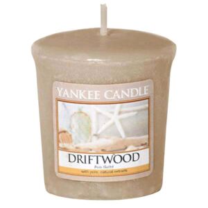 Yankee Candle - votivní svíčka Driftwood 49g (Dřevo vybělené vodou, větrem a sluncem a pohozené v písku. Překrásná svěží kompozice s lehce nasládlým závěrem.)