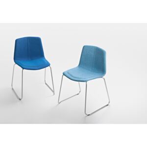 MAXDESIGN - Čalouněná židle STRATOS 1051s ližinovou podnoží