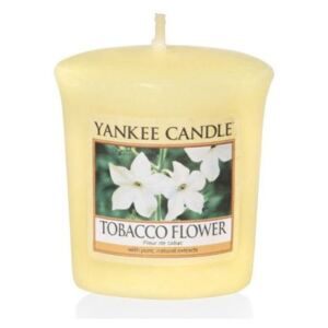 Yankee Candle - votivní svíčka Tobacco Flower 49g (Kořeněně sladká dřevitá vůně tabákového květu. Okrasný tabák je půvabná letnička, jejíž květy vydávají večer kouzelnou, do daleka se táhnoucí vůni.)