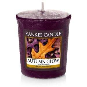 Yankee Candle - votivní svíčka Autumn Glow (Zářivý podzim) 49g (Barevné listí, vířící po zemi rozzářené sluncem, vytváří společně s dřevitými tóny pačuli pocit procházky podzimním lesem.)