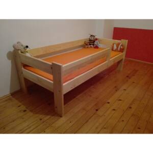 SKLADEM Dětská postel se zábranou KRYŠTOF (70x160) + ROŠT