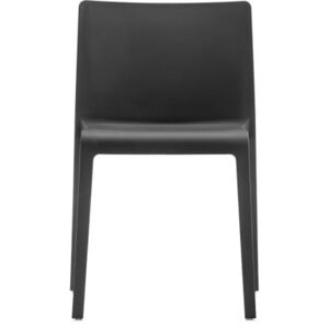 Pedrali Černá plastová židle Volt 670