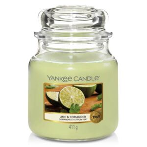 Yankee Candle - vonná svíčka Lime & Coriander (Limetka a koriandr) 411g (Perfektní svěží kombinace pro horké dny. Sladké šťavnaté limetky a zelené lístky koriandru prodchnou vzduch lehkou osvěžující vůní.)