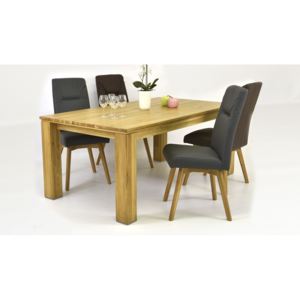 Kožené židle do kuchyně a dubový stůl