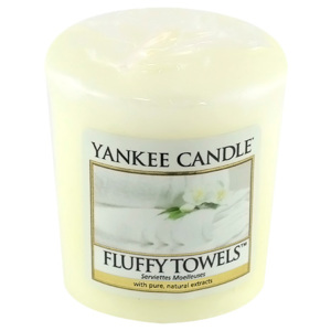Svíčka Yankee Candle Načechrané ručníky, 49 g