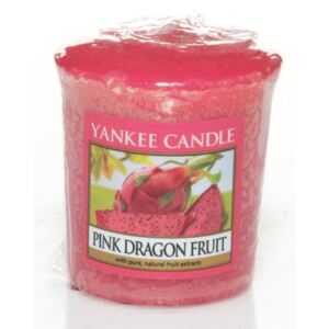 Yankee Candle - votivní svíčka Pink Dragon Fruit 49g (Barevná a fascinující vůně, jako vábnička k letnímu dobrodružství se sladkým aroma tohoto lahodného a šťavnatého tropického ovoce, které vám přináší svůdné letní pocity. Úchvatná, elegantní a svěže ovo