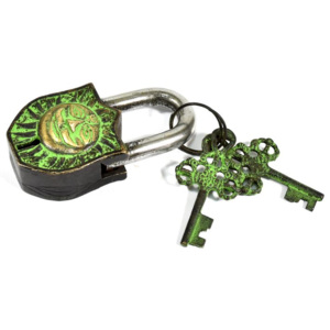 Visací zámek, Slunce, zelená patina mosaz, dva klíče ve tvaru dorje, 9cm