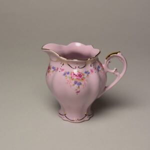 Růžový porcelán Mlékovka 250 ml, Adélka 556, Růžový porcelán z Chodova
