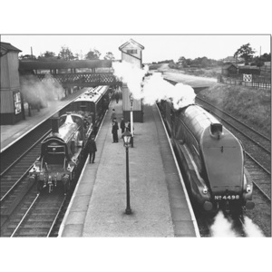 Obraz, Reprodukce - Steam train at Stevenage Station, 1938, (80 x 60 cm)