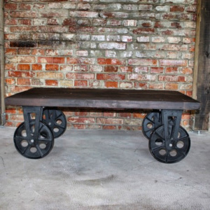 Industrial style, Konferenční stolek na kolech 46x123x82cm (402)