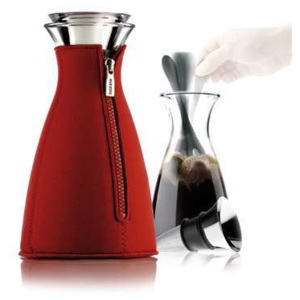 Eva Solo CafeSolo, skleněná nádoba na přípravu kávy 1 l, červený neopren