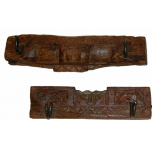 Industrial style, Polica vyrobená zo starého dreva 9x33-43x5cm (799)