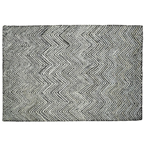 Originální kusový koberec černobílý Madam Stoltz 230 x 160 cm