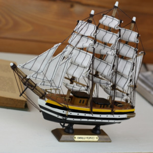 Dekorace námořní loď Amerigo Vespucci 23cm