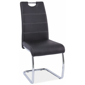 Jídelní židle potažená černou ekokůží se zdobným prošitím na opěradle a chromovou moderně tvarovanou podstavou TK182