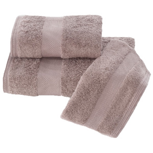 Soft Cotton Luxusní ručník DELUXE 50x100cm. Nejlepší ručníky, které splňují požadavky na savost, hebkost a snadnou údržbu. Tmavě hnědá