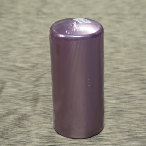 Svíčka válec sv. fialová metalíza 7x15cm