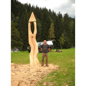 DRDLIK Zvonička 17 dřevořezba 380 cm