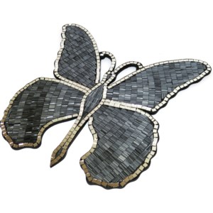 Motýl šedý mozaika