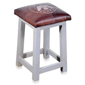 Dřevěná stolička s koženým sedákem