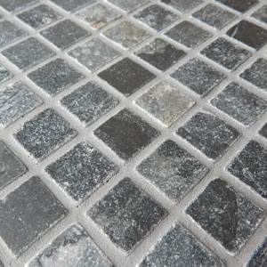 Mozaika BLACK MARBLE tumbled (černý mramor) 23x23x10mm, plato 300x300mm