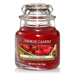 Yankee Candle – vonná svíčka Black Cherry, malá 104 g