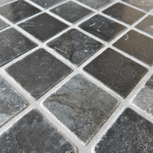 Mozaika BLACK MARBLE tumbled (černý mramor) 48x48x10mm, plato 300x300mm