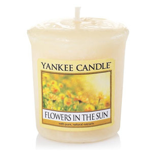 Yankee Candle – votivní svíčka Flowers in the Sun 49 g