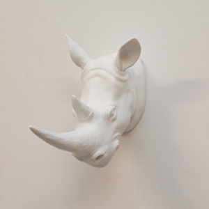 MISDA Socha na stěnu – nosorožec