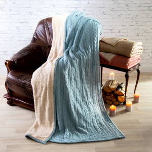 Pletená deka s beránkem béžová