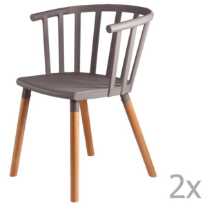 Sada 2 světle šedých jídelních židlí s dřevěnými nohami sømcasa Jenna