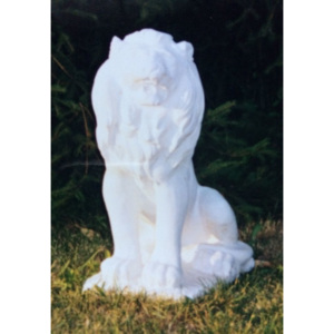 Lev velký - socha z mramorové drti